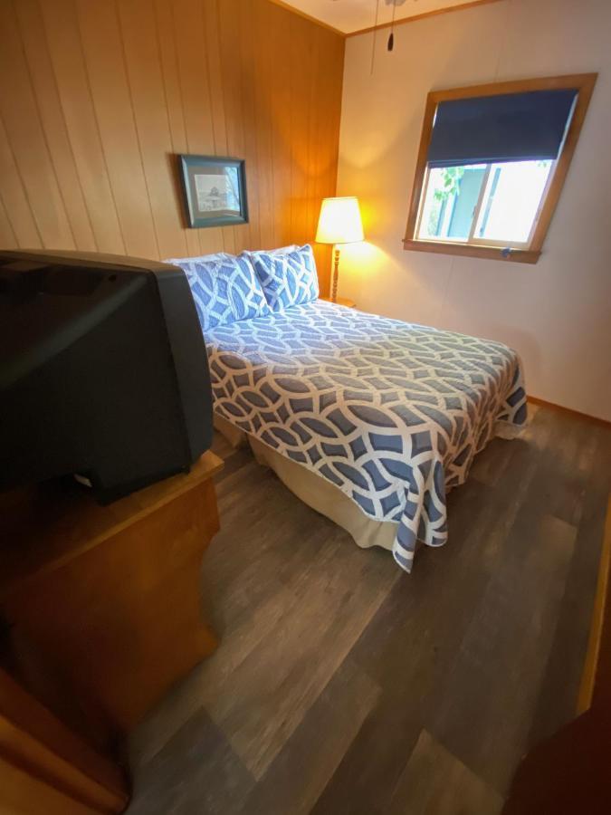 The Beaches Motel Wells Esterno foto