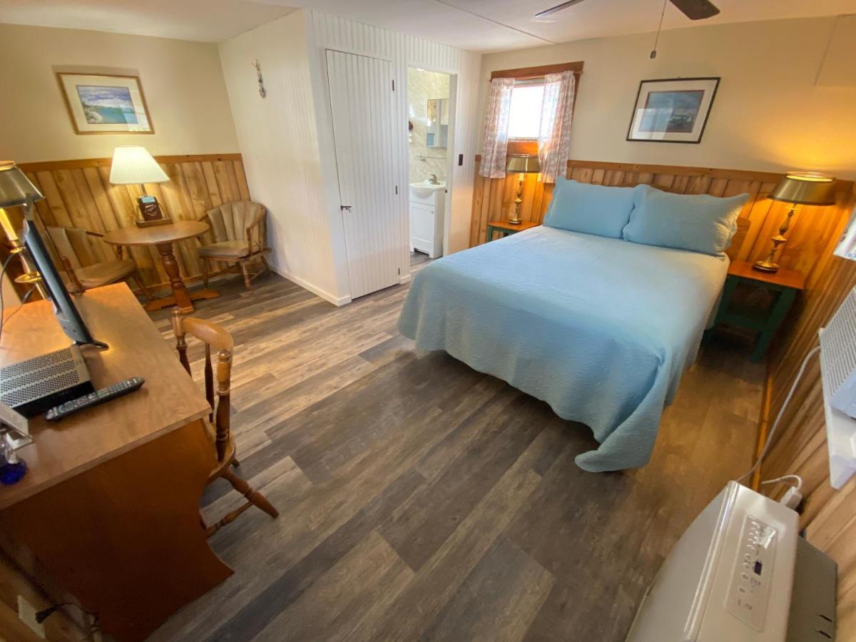 The Beaches Motel Wells Esterno foto
